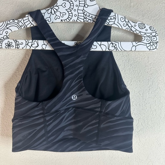 Lululemon Wunder Train Long-Line Bra Medium Support, C/D Cups size 4 - Picture 3 of 5